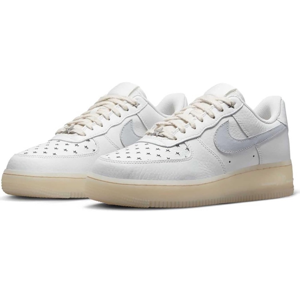 Nike Summit White / Pure Platinum Nike WMNS Air Force 1